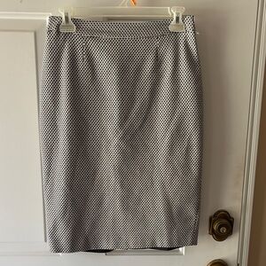 Boden Classic Black and White Pencil Skirt Size 8